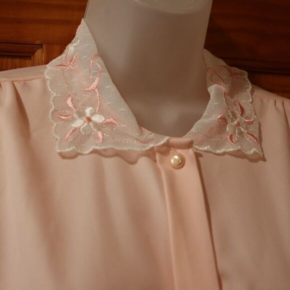 Ann Chabrol Light Pink Lace Collar Vintage Button Up Pearl Detail Shirt NOS 18 - Picture 4 of 16